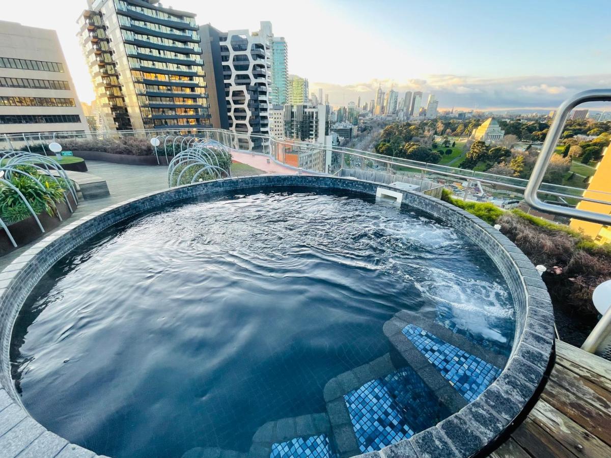 Cozy 1 Bed Apt & Spa,Free Parking ,Phenomena Views Melbourne Esterno foto